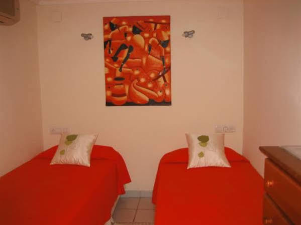 Pension Oliva Extérieur photo